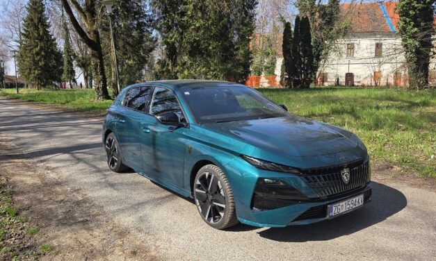 TEST AUTOMOBILA: Peugeot 308 GT Hybrid 145 e-DCS6: Osvježeni sportski hatchback C-segmenta s MHEV pogonom