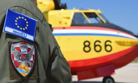 „Kanaderi“ na djelu: Piloti 855. protupožarne eskadrile svakodnevno angažirani u gašenju požara