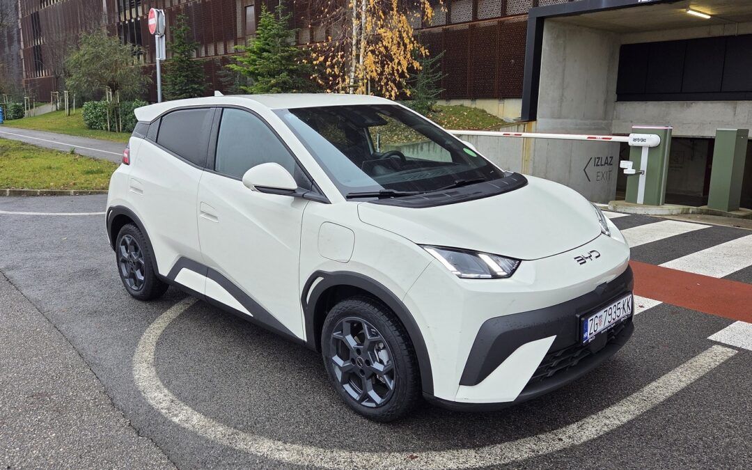 TEST AUTOMOBILA: BYD Dolphin Surf – ‘Svjetski urbani automobil godine 2025.’ sinonim je za električni gradski auto