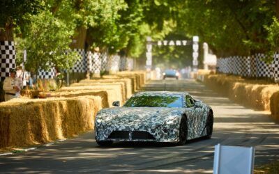 Lexus LFA Concept na Goodwood Festivalu brzine u prvoj vožnji na legendarnom brdskom usponu