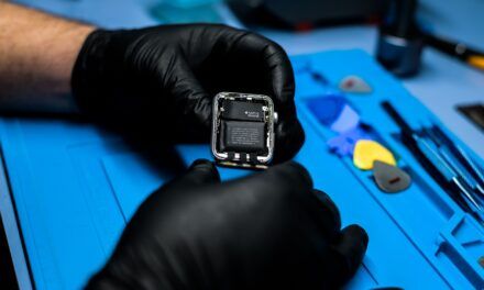 EU je najavila izuzeća za elektroničke proizvode sa zamjenjivim baterijama, uključujući pametne satove, male elektroničke igračke i medicinske uređaje